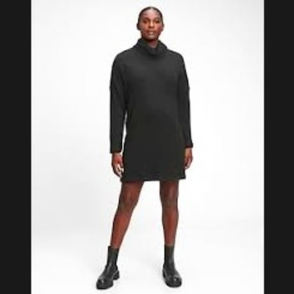 NEW - GAP Maternity Super Cozy Ribbed Turtleneck Dress in Black - Picture 1 of 3